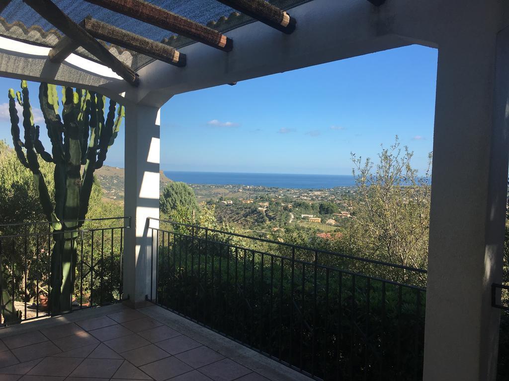 villa nadia Castellammare del Golfo Esterno foto