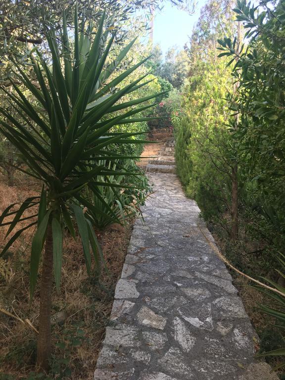 villa nadia Castellammare del Golfo Esterno foto