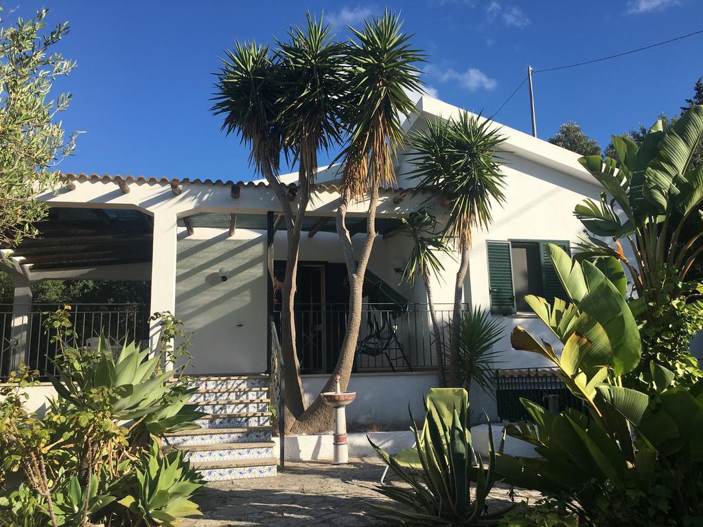 villa nadia Castellammare del Golfo Esterno foto